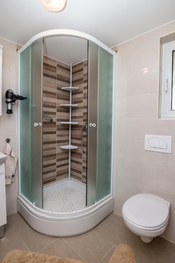 Apartment Nada Medveja 로브란 외부 사진