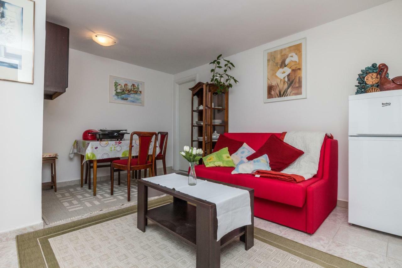 Apartment Nada Medveja 로브란 외부 사진